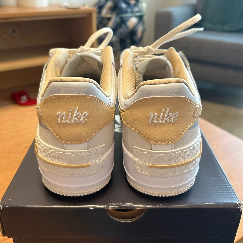 Nike Air Force 1 Sneakers - Picture 2 of 5